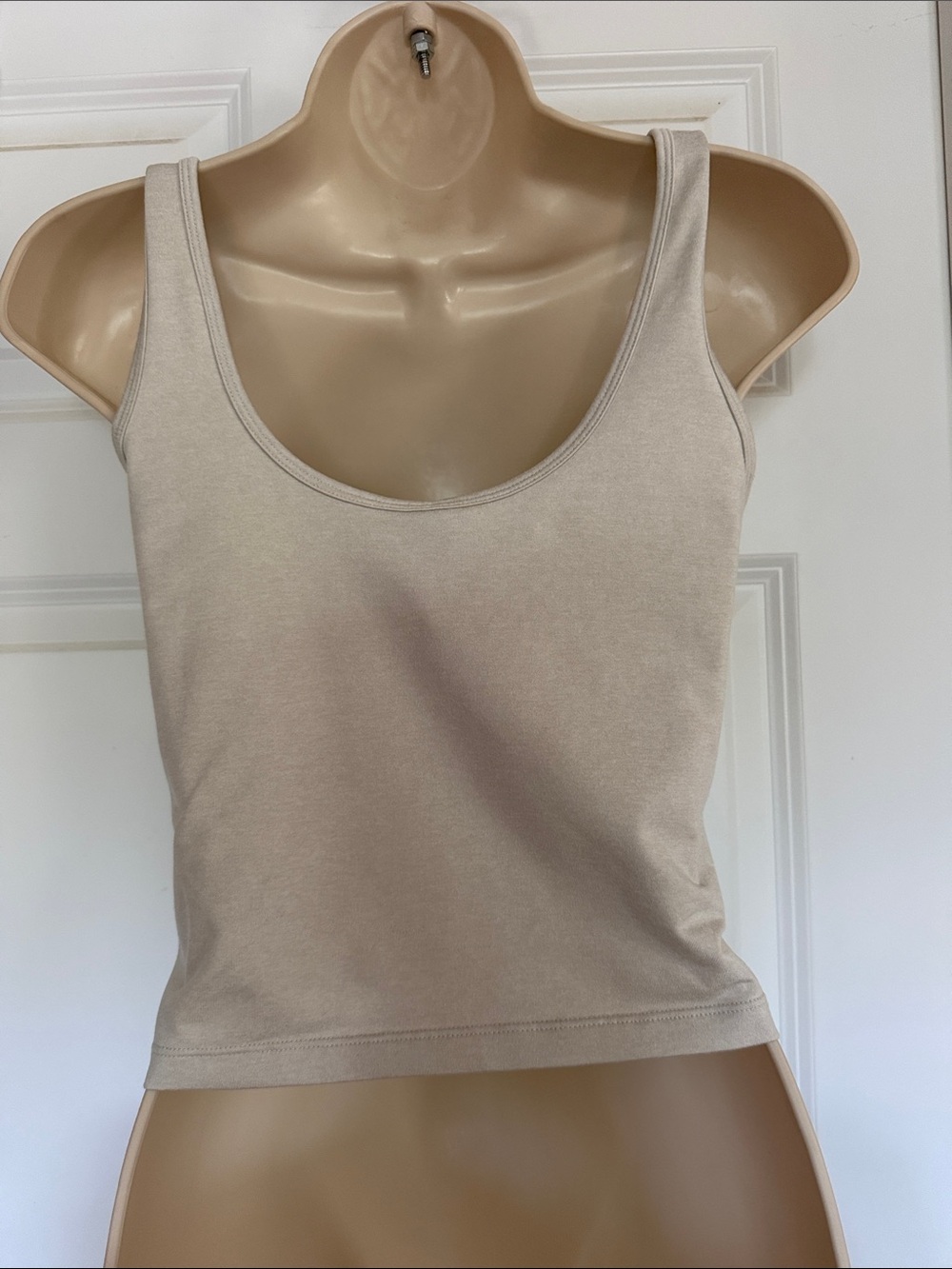 Vuori Sleeveless Tank Top in Beige - Picture 4 of 8